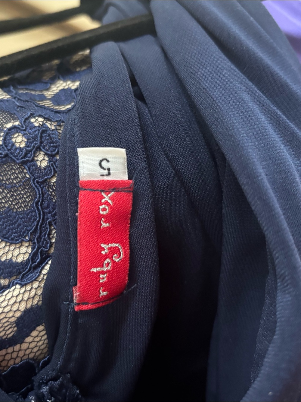 Ruby Rox Navy Ruched V-Neck Midi Dress - Picture 3 of 3